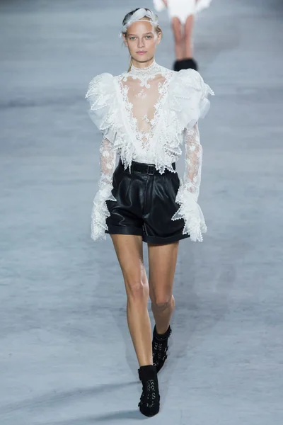 Look 52